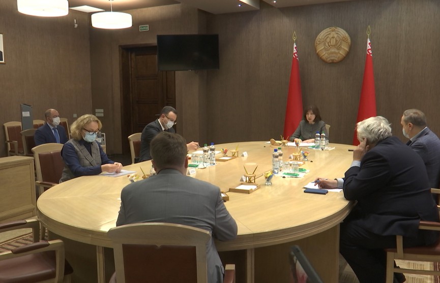 Борьбу с коронавирусом обсудили на совещании в Совете Республики