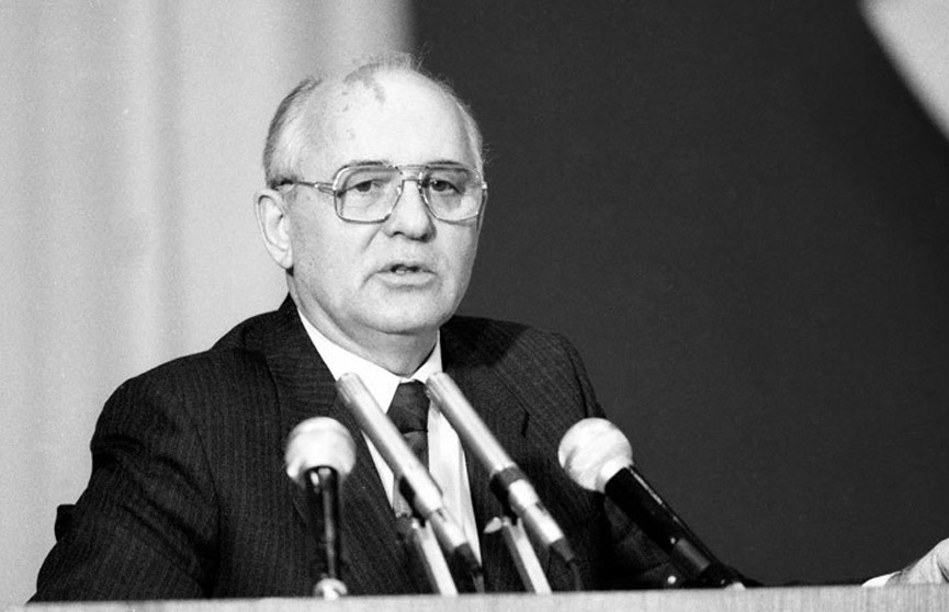 Ветеран спецслужб рассказал, как Запад привел к власти Михаила Горбачева