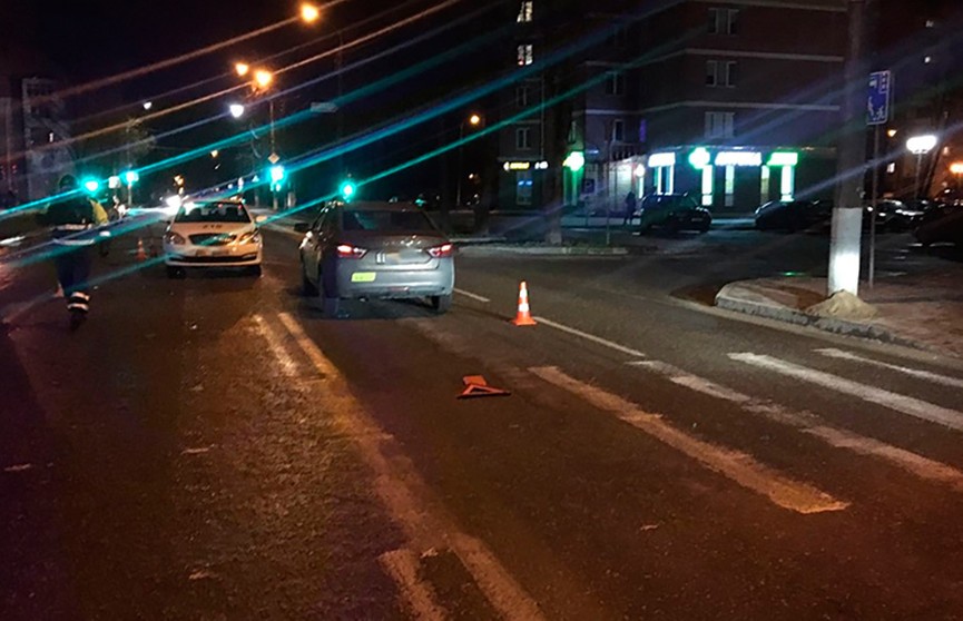 Автомобиль сбил пешехода на переходе в Витебске