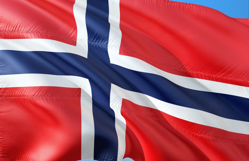 Премьер Норвегии призвал напрямую общаться с Россией вместо изоляции