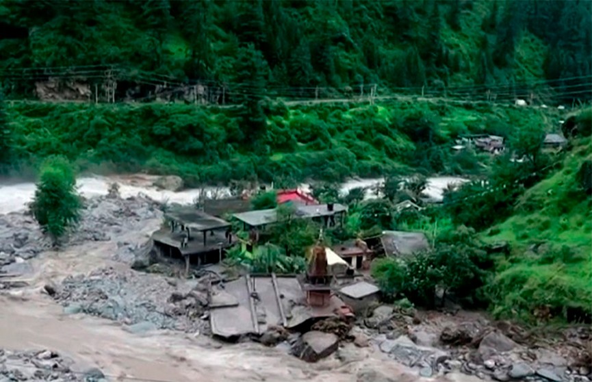 18 человек погибли из-за проливных дождей в Индии