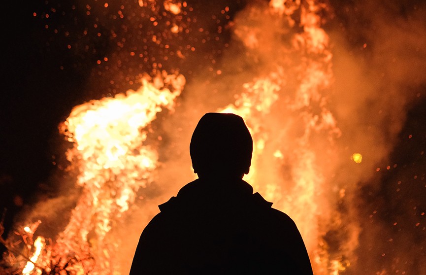 Число жертв пожара в доме престарелых в Кемерово достигло 22 человек