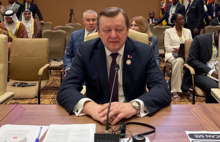 Министр иностранных дел Беларуси выступил на саммите Движения неприсоединения в Уганде