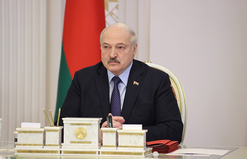 Лукашенко – новым назначенцам: В основе политики должна лежать справедливость