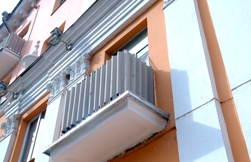 Что делать, если вы обнаружили трещину на балконе, и кто отвечает за его безопасность?