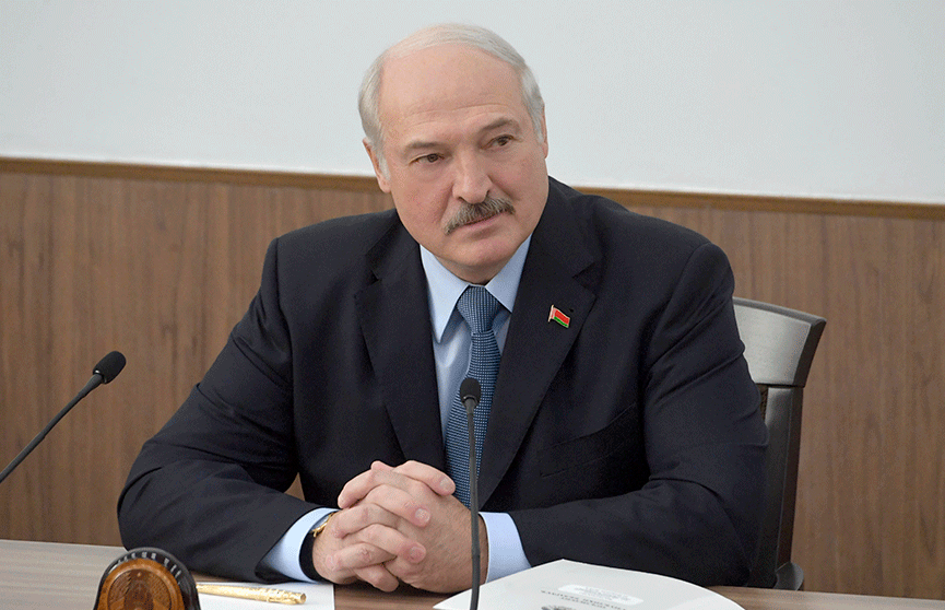 Александр Лукашенко о дедовщине в армии, своих сыновьях, рабочем графике и отдыхе