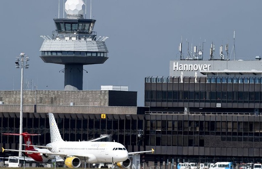 Аэропорт в Германии закрылся из-за сильной жары