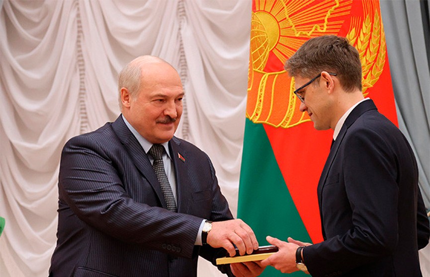 Лукашенко вручил премии Союзного государства в области науки и техники: какими разработками могут похвастаться ученые Беларуси и России?