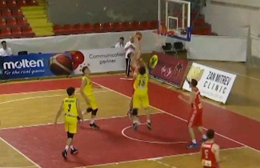 Мужская юниорская сборная Беларуси по баскетболу  (U-18) вышла в четвертьфинал чемпионата Европы