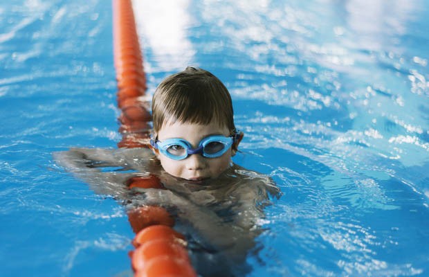 13 детей отравились хлором в бассейне в Барановичах: 4 из них в состоянии средней степени тяжести