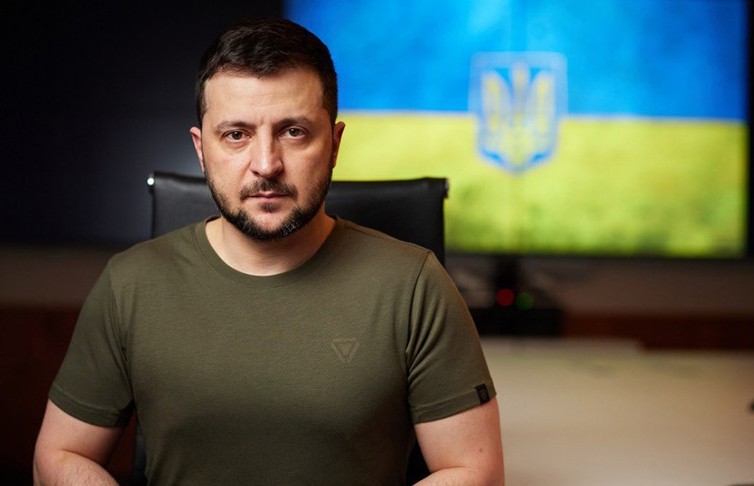 Зеленский рассказал, почему Киев не может деблокировать Мариуполь