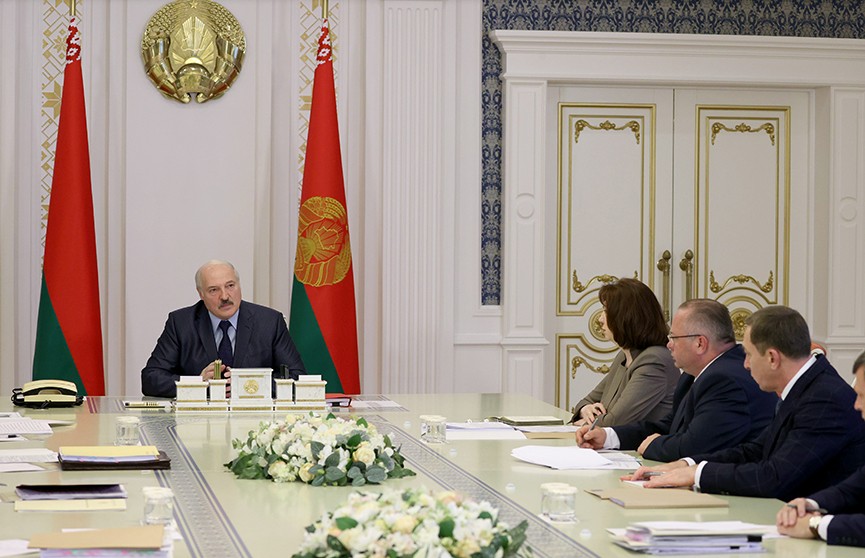Лукашенко: Я готов к любым переменам. Но готово ли общество?