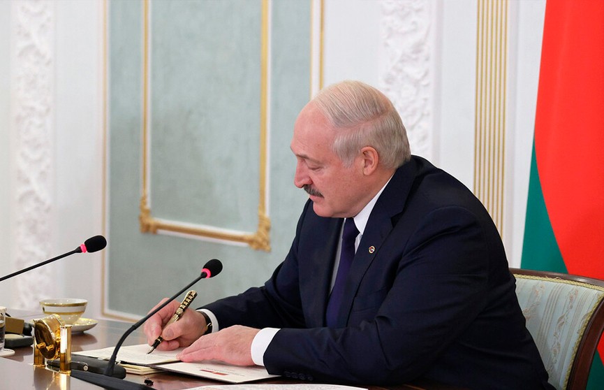 Лукашенко и Путин утвердили 28 союзных программ на заседании Высшего госсовета