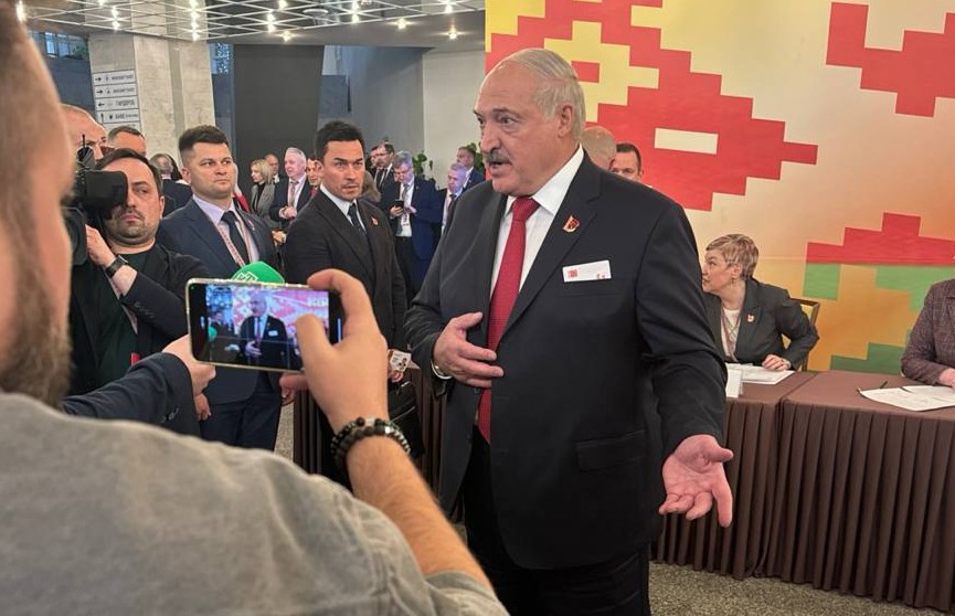 А. Лукашенко проголосовал на выборах руководства Всебелорусского народного собрания