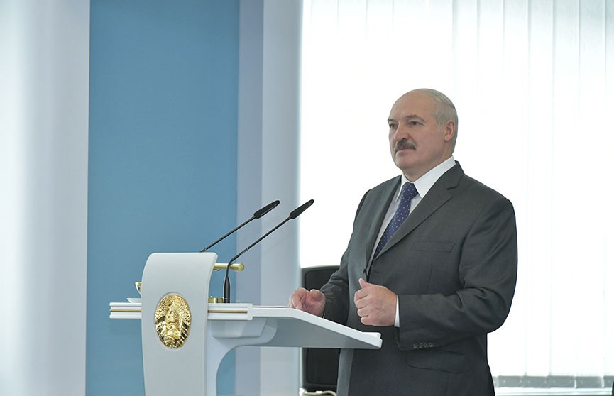 Лукашенко о БелАЭС: Никто ее не закроет! Это игра на чувствах людей!