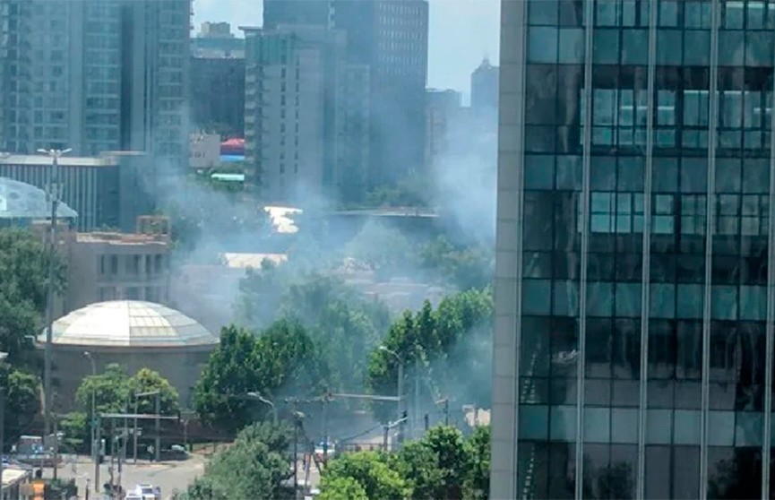 ​Взрыв произошёл у посольства США в Пекине