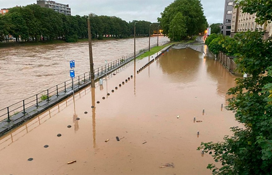 Число жертв наводнения на юге Бельгии достигло 11 человек