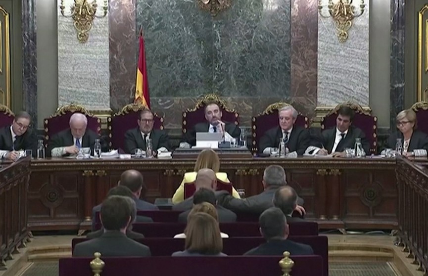 Верховный суд Испании назначил лидерам каталонского сепаратистского движения тюремные сроки