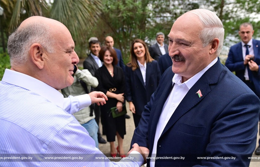 Лукашенко про Абхазию: Главное, чтобы здесь народ жил достойно