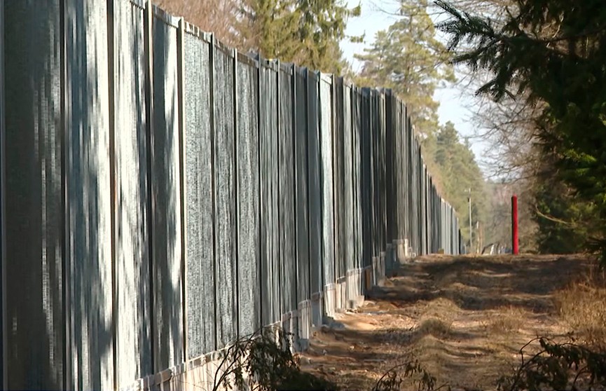 Совет Республики принял заявление в связи со строительством Польшей пограничных заграждений