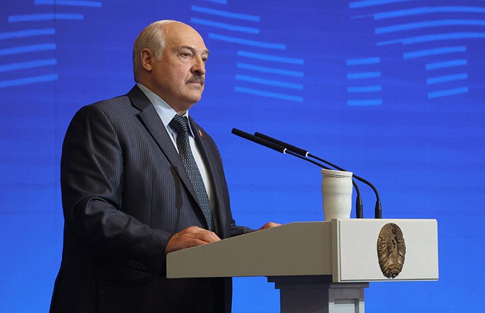 Лукашенко: В районе достаточно было бы одного телеграм-канала от местной газеты – люди бы туда обращались. Думайте об эффективности