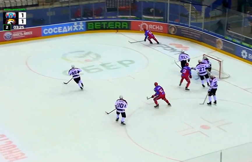 Чемпионат Беларуси по хоккею продолжается – сыграны еще три матча Экстралиги