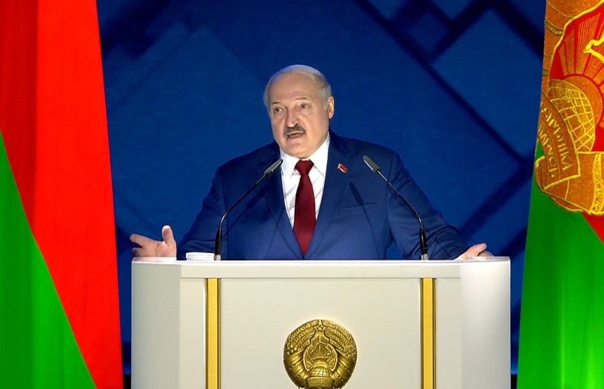 Лукашенко: для Запада важно утопить в крови наше братство, но мы обязательно вернем Украину в лоно нашего славянства