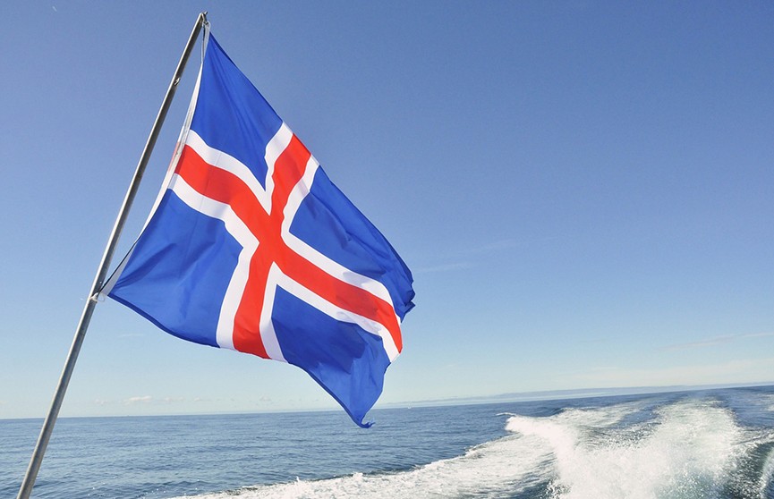 Посольство Исландии приостановило работу в Москве