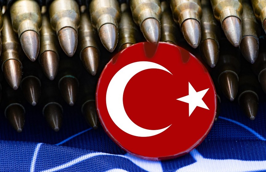 Турция намерена обсудить с НАТО инцидент с преследованием самолетов со стороны Греции