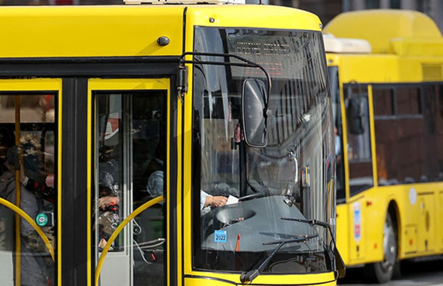 В «Минсктрансе» рассказали, как будет работать общественный транспорт в праздничные дни мая