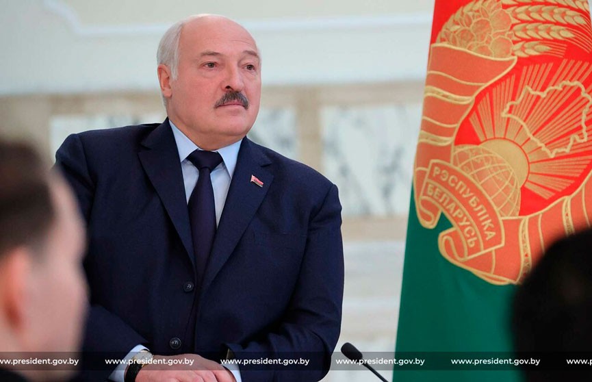 Лукашенко про закрытие границ: Это экономическая провокация