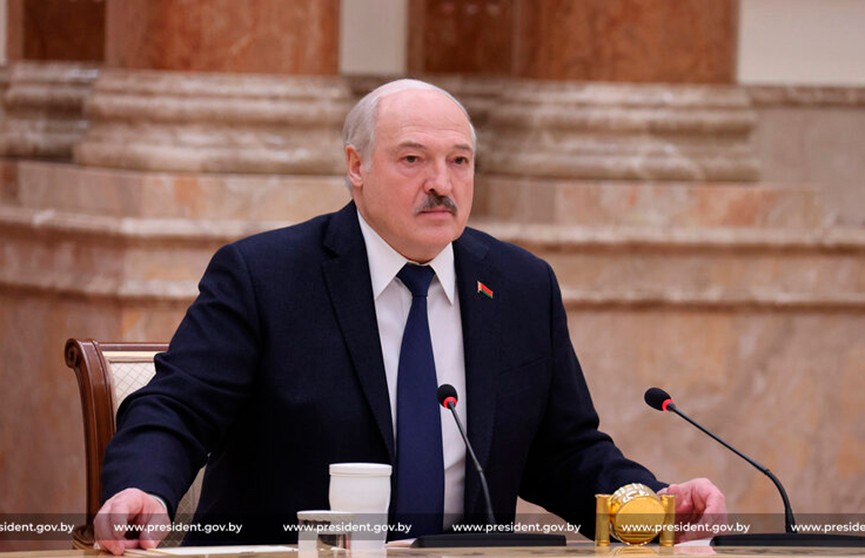 Лукашенко: Нынешний Президент не вечен, придут новые люди. Кто они будут?