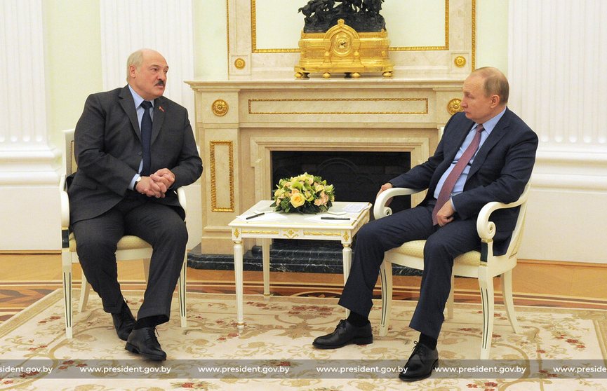 Лукашенко и Путин проводят переговоры в Москве