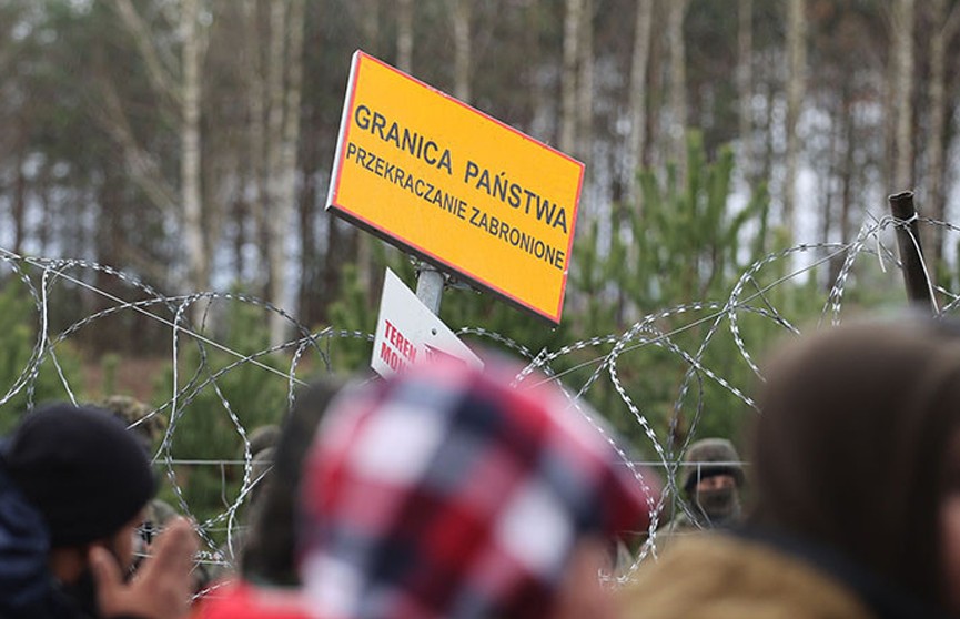 Две большие группы мигрантов прорвались в Польшу из Беларуси