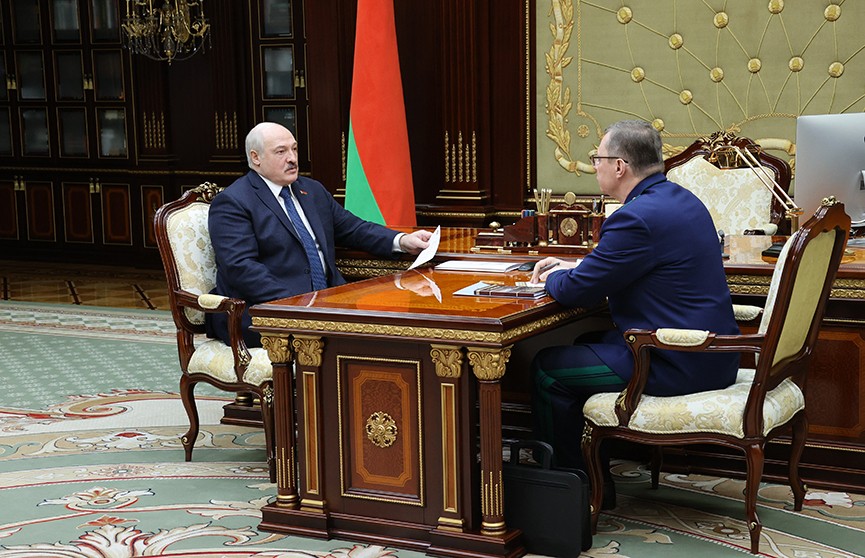Борьба с преступностью, ситуация в АПК и факты геноцида. Лукашенко принял с докладом генерального прокурора