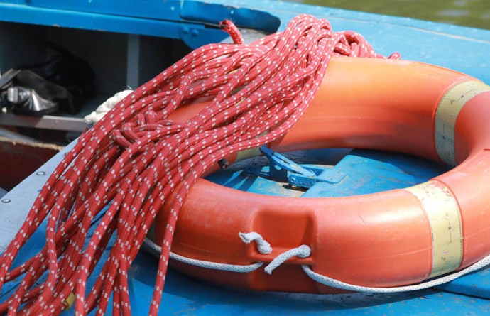 4-летнюю девочку оставили без присмотра – она утонула в реке в Светлогорске