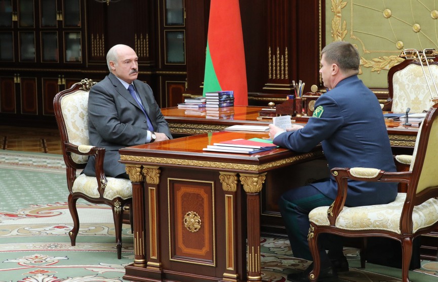 Сенько доложил Лукашенко о результатах работы таможни в 2019 году