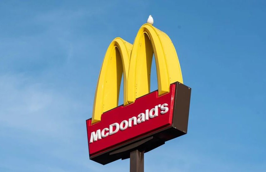 В России бывшая сеть McDonald’s выбрала логотип