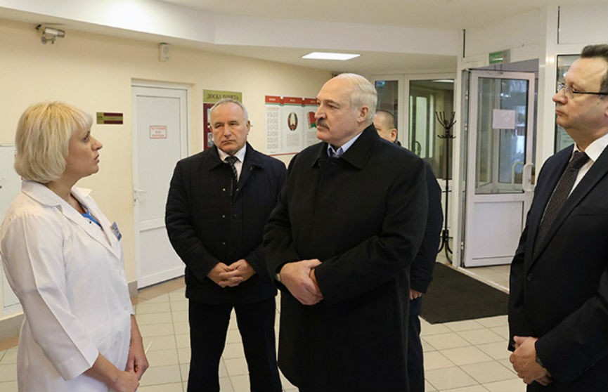 Лукашенко о COVID в Витебской области: Никакой критической ситуации нет и быть не должно