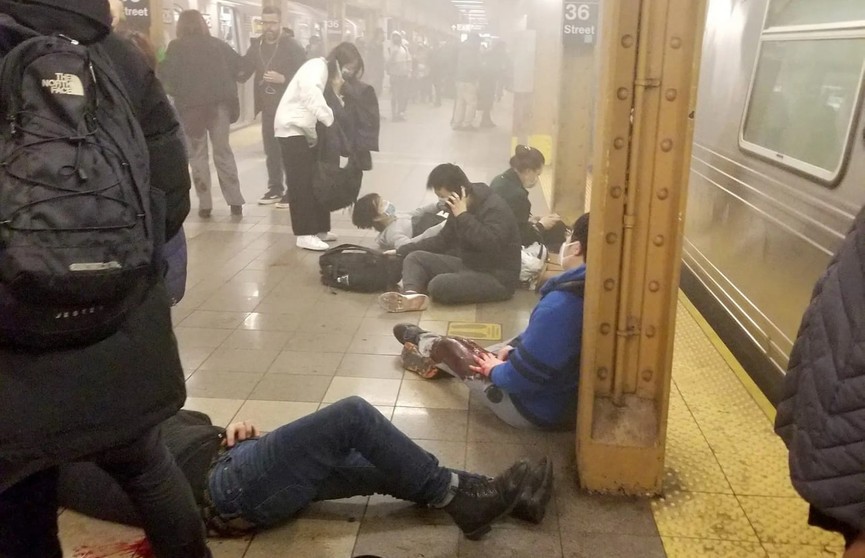 В Нью-Йорке произошла стрельба в метро: пострадали 16 человек