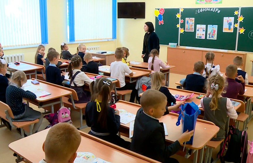 Стала преподавателем начальных классов в 18 лет: рассказываем историю из новой школы Минска