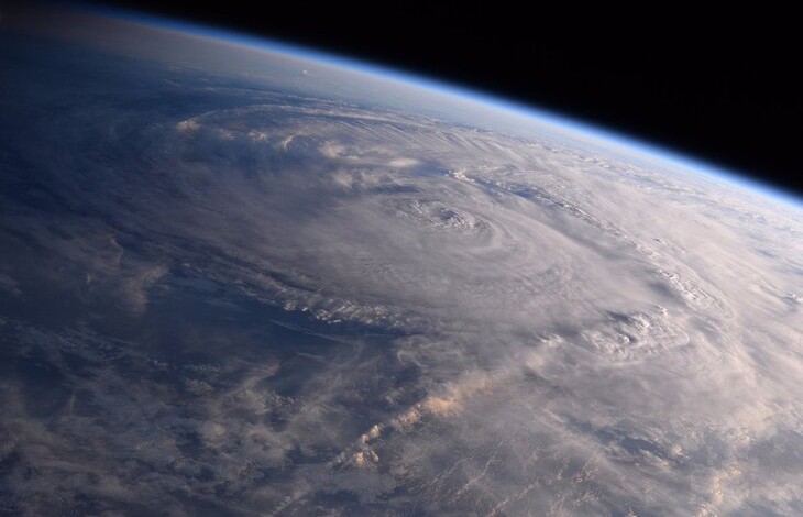 Космические ураганы заметили в атмосфере Земли