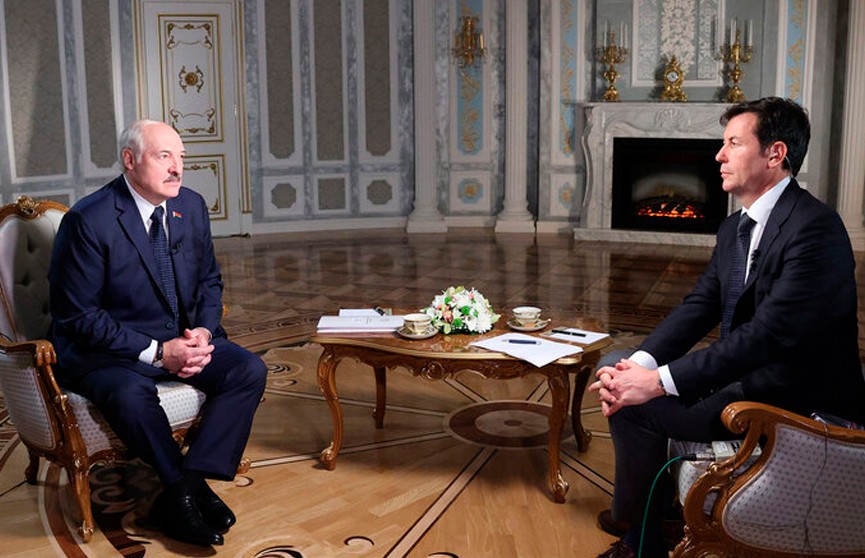 Лукашенко дал интервью CNN