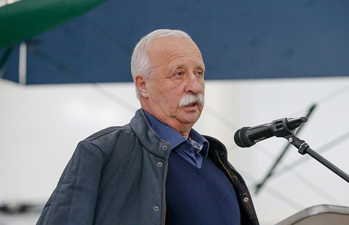 Александр Лукашенко поздравил Леонида Якубовича с 75-летием