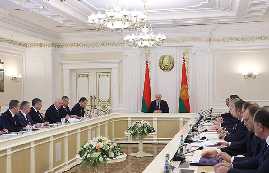 Александр Лукашенко провел совещание, посвященное минерально-сырьевой базе Беларуси