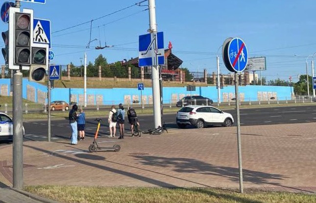 Автоледи за рулем легковушки сбила 13-летнего велосипедиста на Независимости в Минске