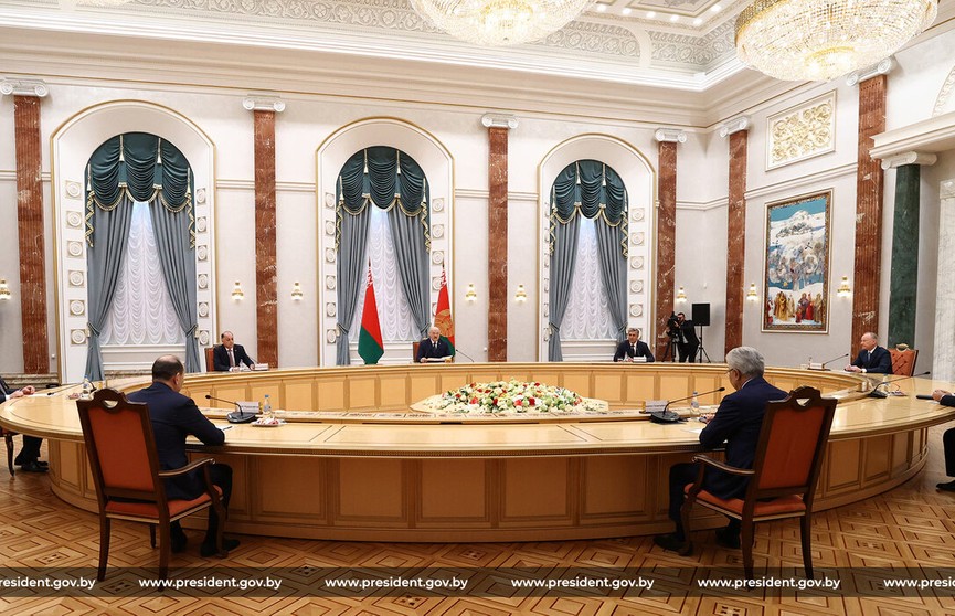 Александр Лукашенко встретился с секретарями Советов безопасности стран ОДКБ