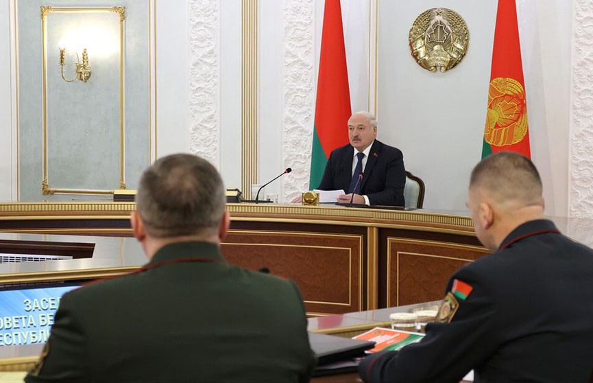Концепцию национальной безопасности и Военную доктрину рассмотрели на Совбезе под руководством Президента