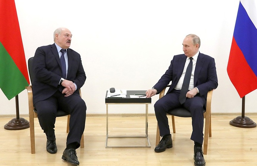 Лукашенко: если бы Россия опоздала со спецоперацией, по ней нанесли бы сокрушительный удар
