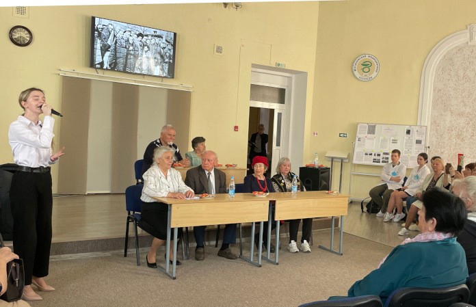 В Могилеве организовали встречу с бывшими малолетними узниками